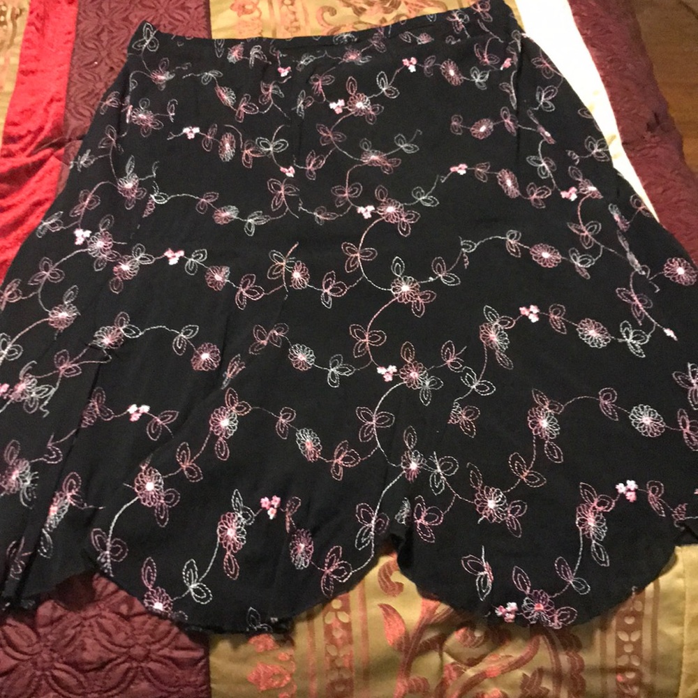 Size 18-20 Notations Skirt